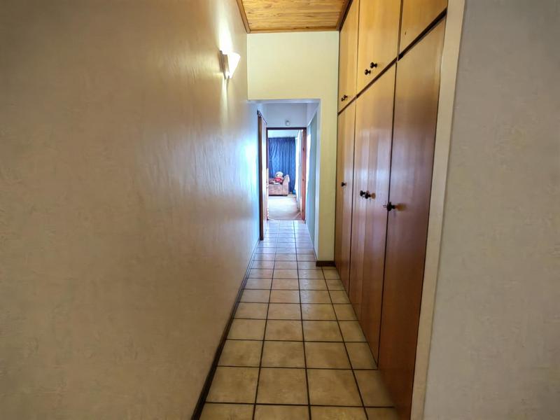 4 Bedroom Property for Sale in Prince Alfred Hamlet Western Cape